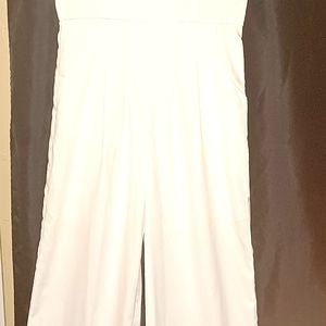 White, sleeveless jumpsuit